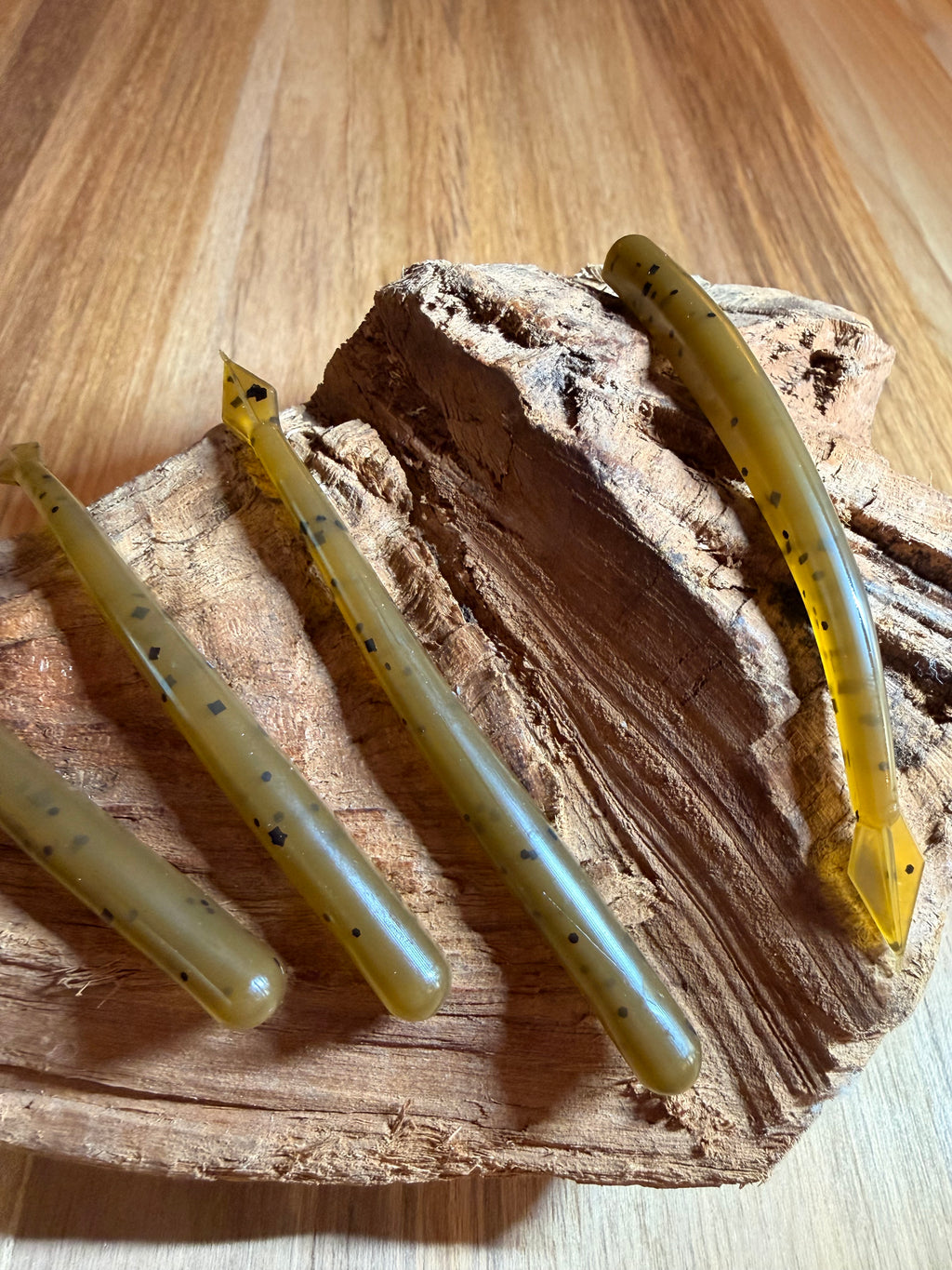 Green Pumpkin black flake